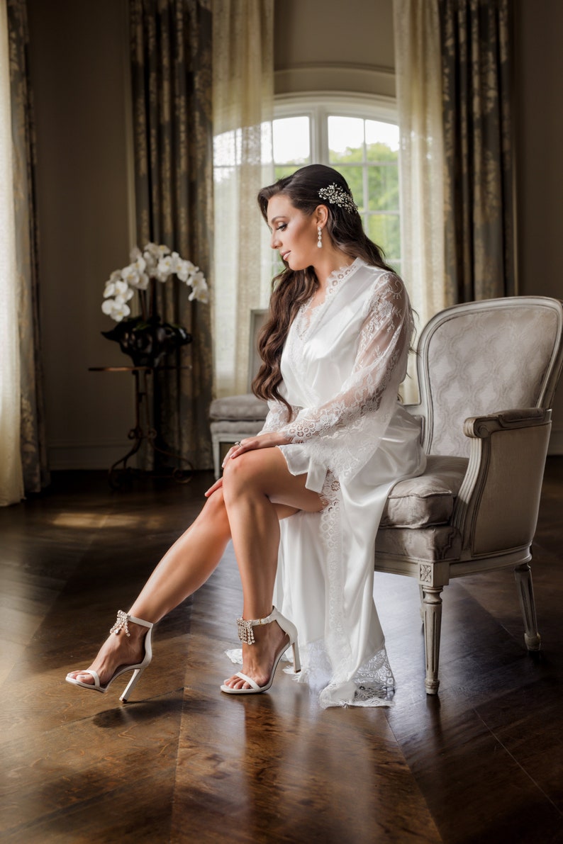 Lavina Bridal robe