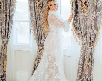 The Chiara Lace Bridal Robe with Plush Fur Trim