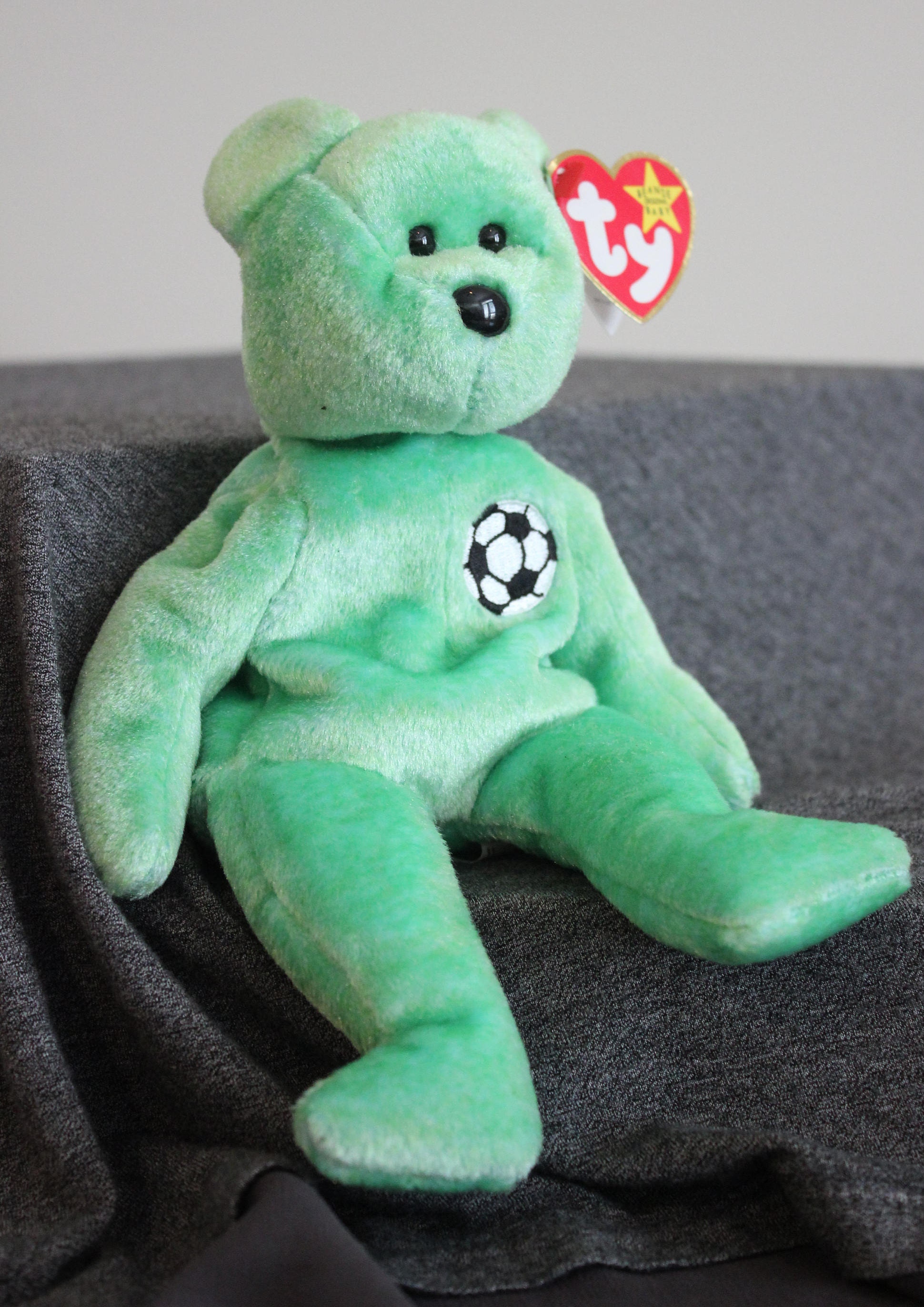 1999 kicks beanie baby