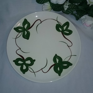 Vintage Stetson Ivy Leaves  Plate Mid Century Modern Vintage  Pottery.Stetson Deluxe hand painted under glaze