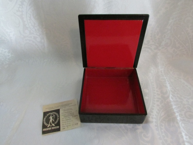 Russian Jewelry box Vintage Large Hand Painted Russian signed Lacquer trinket hinged original paperwork