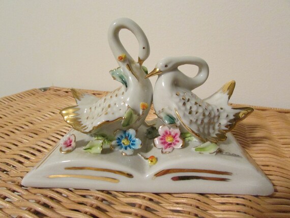 Swan Vase Capodimonte-Style Pitcher Applied Roses Gold Accents Porcelain Vintage