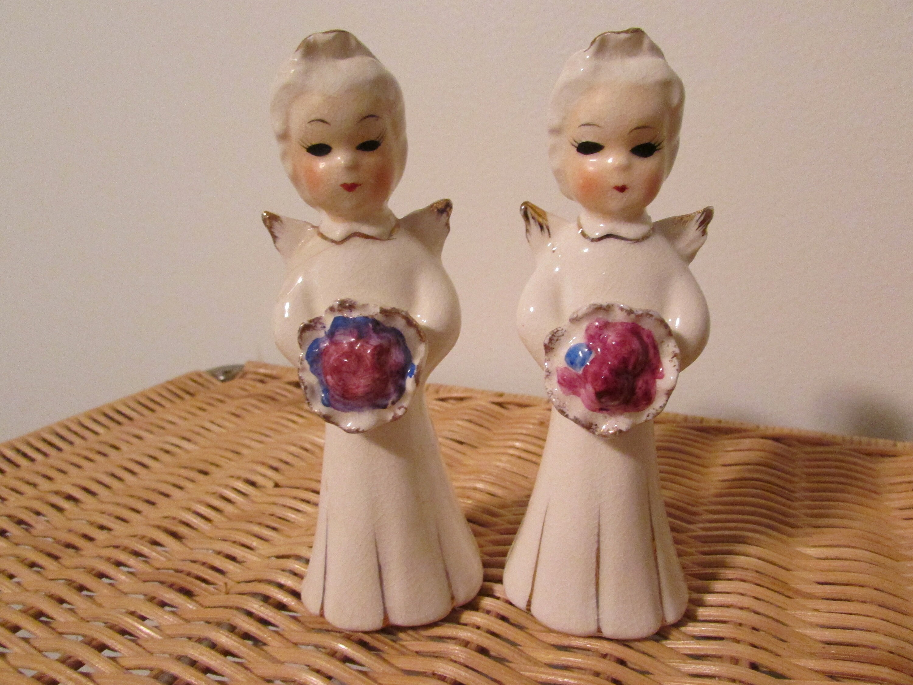 Set of 2 Vintage Ceramic Angel Figurines With Flower Bouquets Etsy
