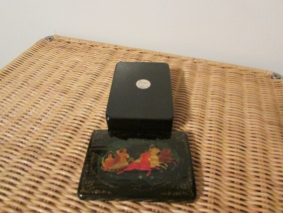 Russian Hand Painted Lacquer Box Artist Signed Fa… - image 7