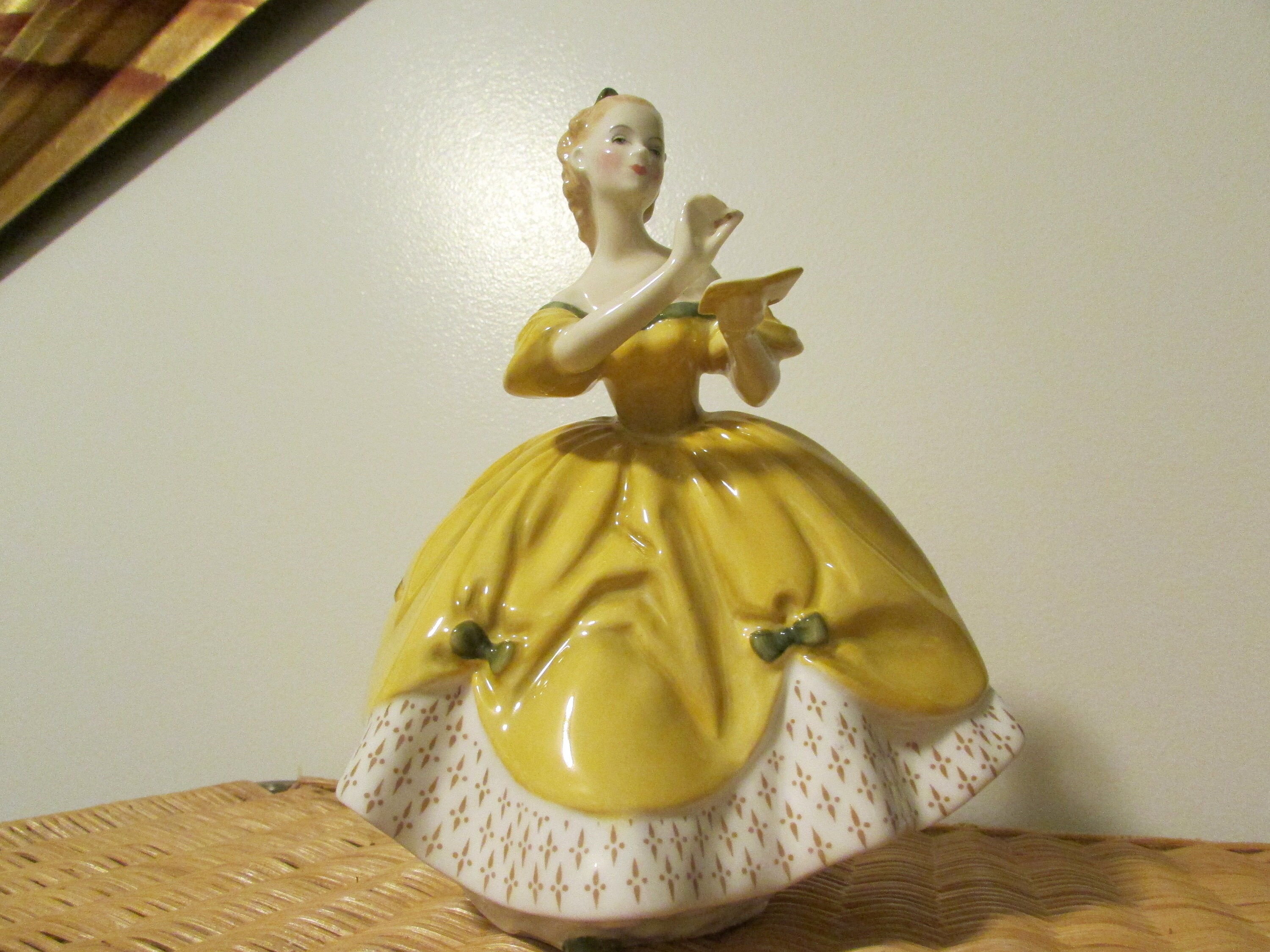 Royal Doulton Figurine, the Last Waltz, Vintage Bone China - Etsy