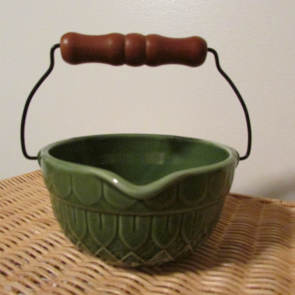 Vintage Tender Heart Treasures Green Bowl With Spout and Wood Handle