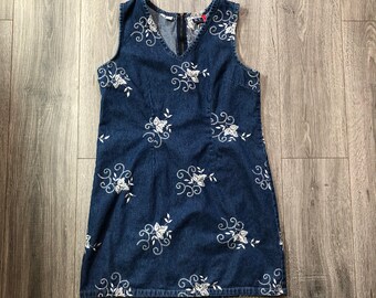 Women's Floral Dress with Floral Embroidery, Vintage Denim Dress with Embroidery, 90's Denim Dress, Vintage Jean Dress, 90's/y2k Denim Dress