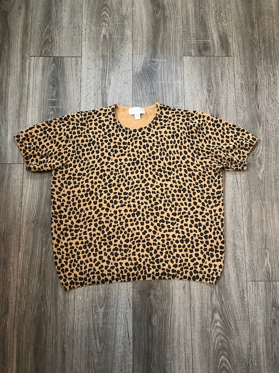 Vintage 90's Cheetah Print Short Sleeve Sweater, V