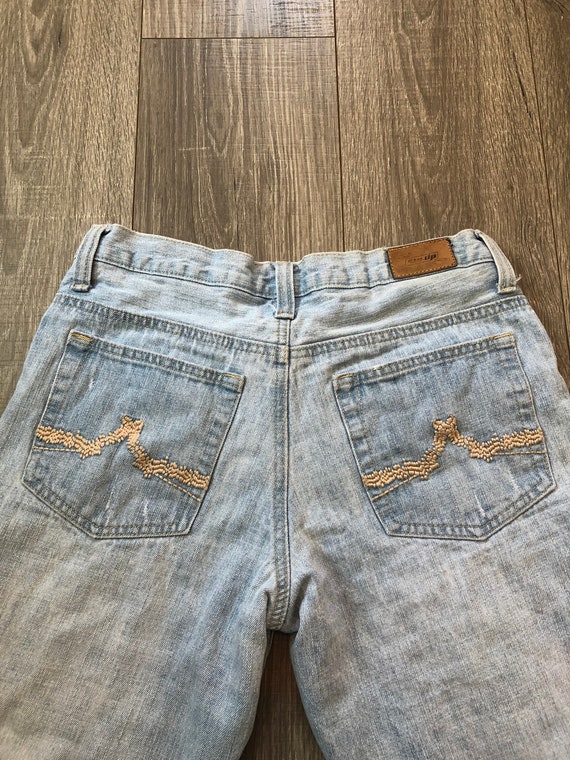 Vintage Lowrise y2k Cut Off Mom Denim Shorts, Cut… - image 5