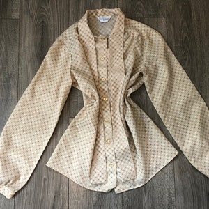 Tan and Light Blue Polka Dot Vintage Blouse, 70&#39;s/80&#39;s Polka Dot Shirt, Long Sleeve Polka Dot Blouse, Women&#39;s Work Wear Vintage Style Blouse
