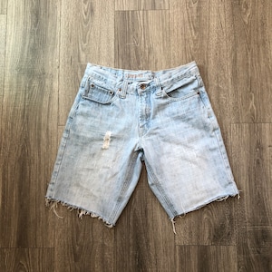 Vintage Lowrise y2k Cut Off Mom Denim Shorts, Cut Off Long Denim Shorts, Dad Denim Shorts, Vintage y2k Lightwash Long Jean Shorts