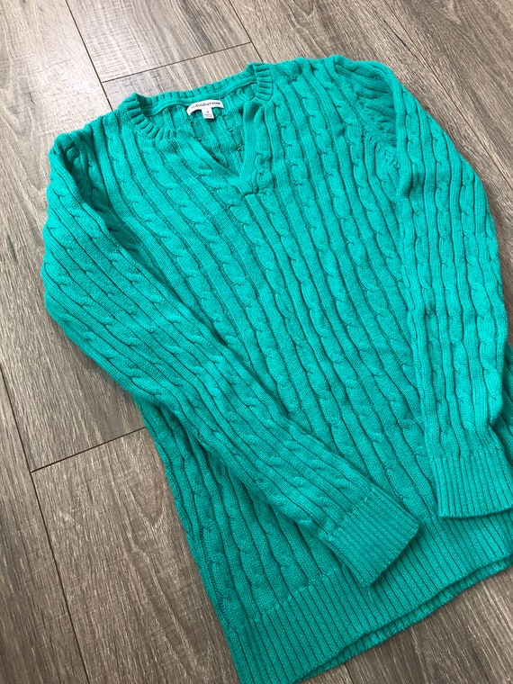 Green Long Sleeve Cable Knit V-Neck Sweater, Wome… - image 3