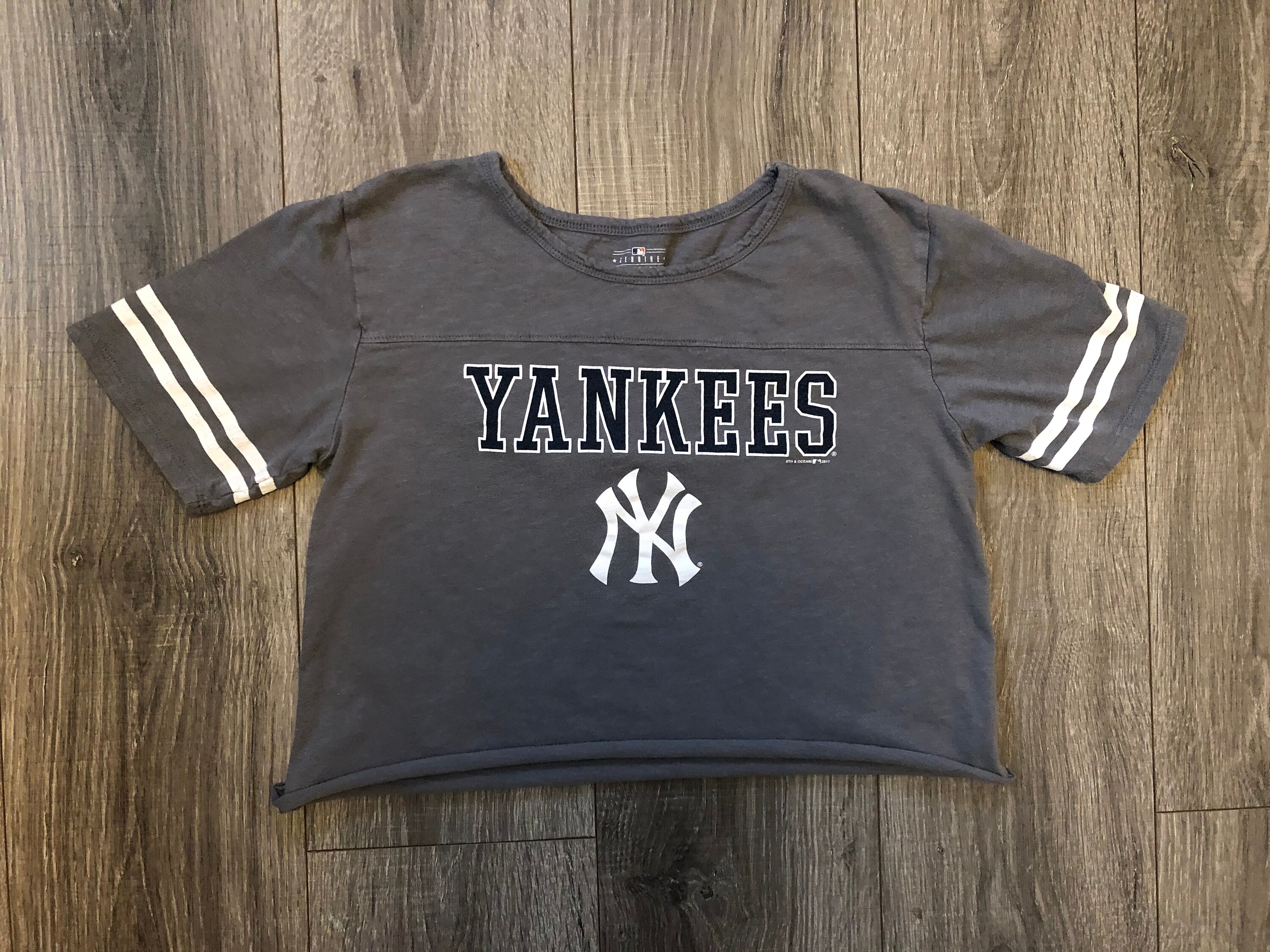 New York Yankees MLB Genuine Merchandise Cropped Shirt Etsy