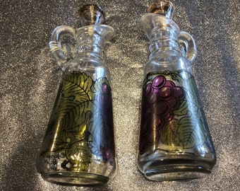 Georges Briard Grapevine oil and vinegar cruets vintage 1960s Anchor Hocking midcentury housewares