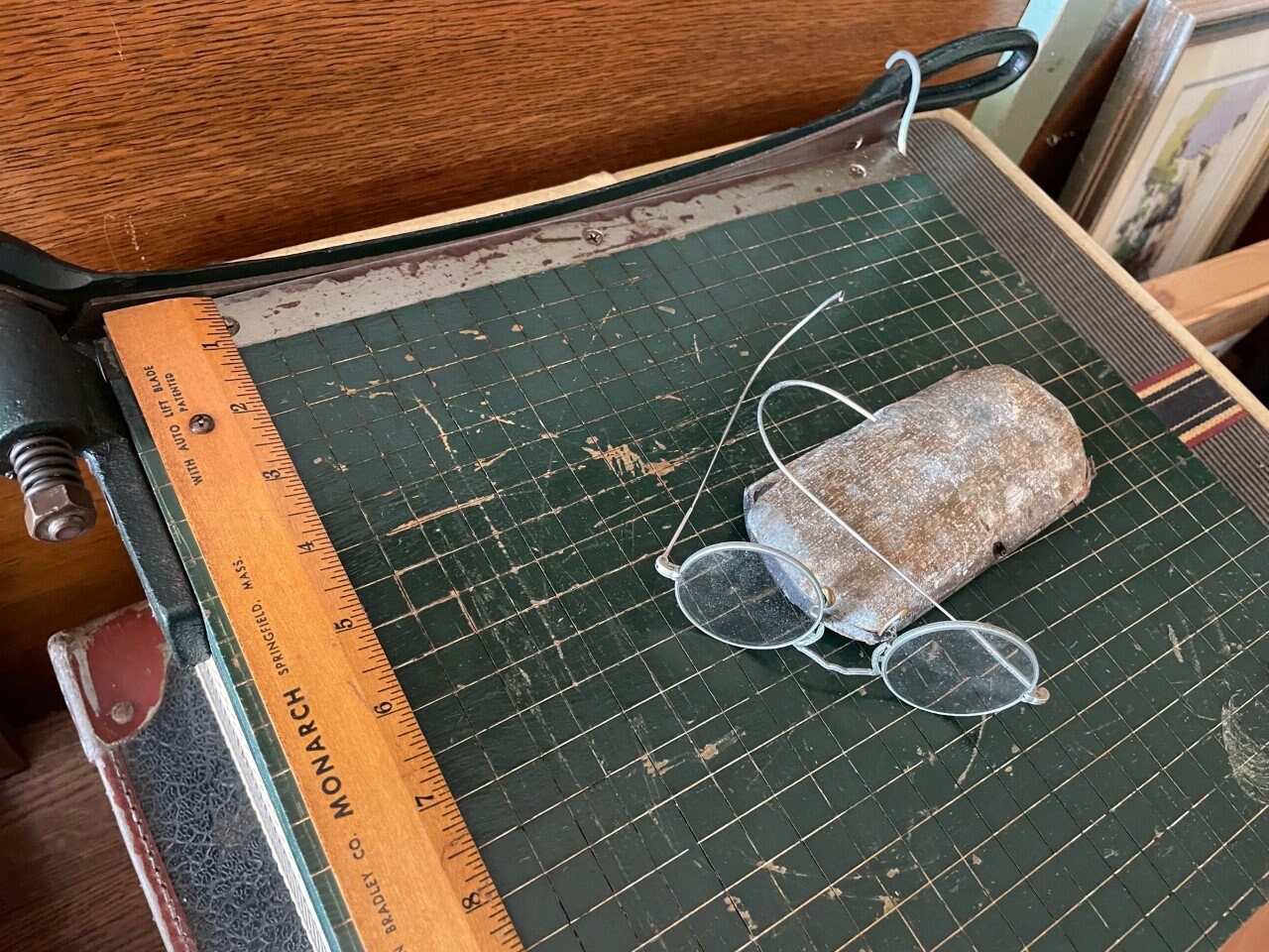 Vintage Guillotine Paper Cutter . Milton Bradley Co. 