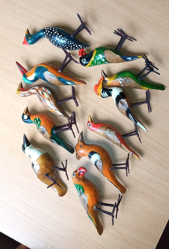 アフリカンアート ケニアの木製オブジェ No.5 ケニア置物木製動物彫刻