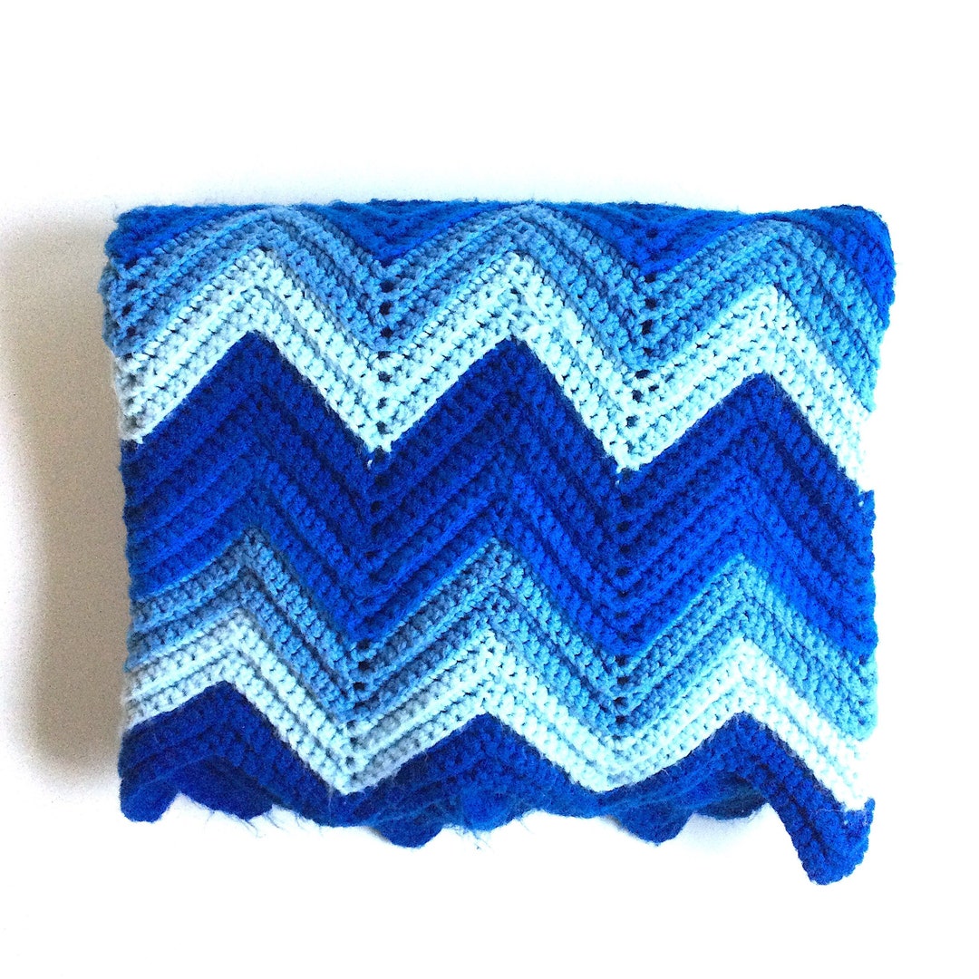 Blue Ombre Chevron Handmade Afghan / Blue Chevron Throw Blanket / Blue