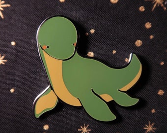 ネス湖のモンスター エナメルピン