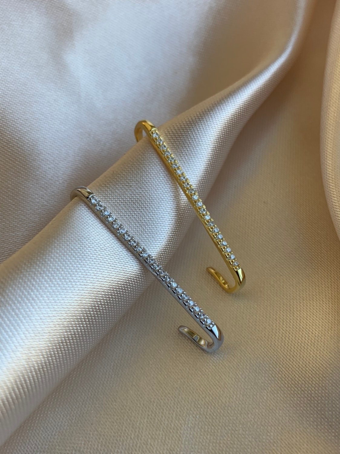 Pave bar cartilage cuff hot sale