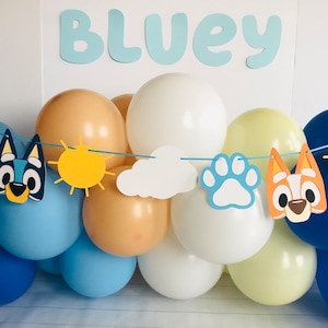 Bluey garland/Bluey banner/Bluey birthday banner/Bluey birthday party/Bluey decor/Boy birthday party/Girl birthday party/Bluey gift/Bluey