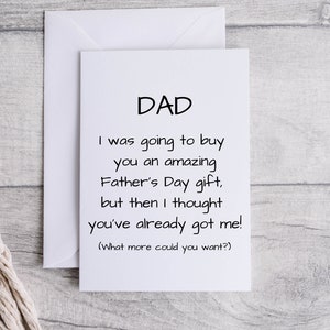 Carta papà, carta divertente per papà, cosa si può volere di più, carta per la festa del papà, carta bianca piegata 5x7