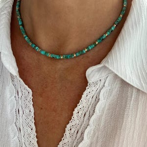 4mm Genuine Kingman Arizona Turquoise Yellow Gold Heishi Necklace, Women&#39;s Modern Minimalist Tiny Small Bead Gemstone Choker, 14K Solid Gold
