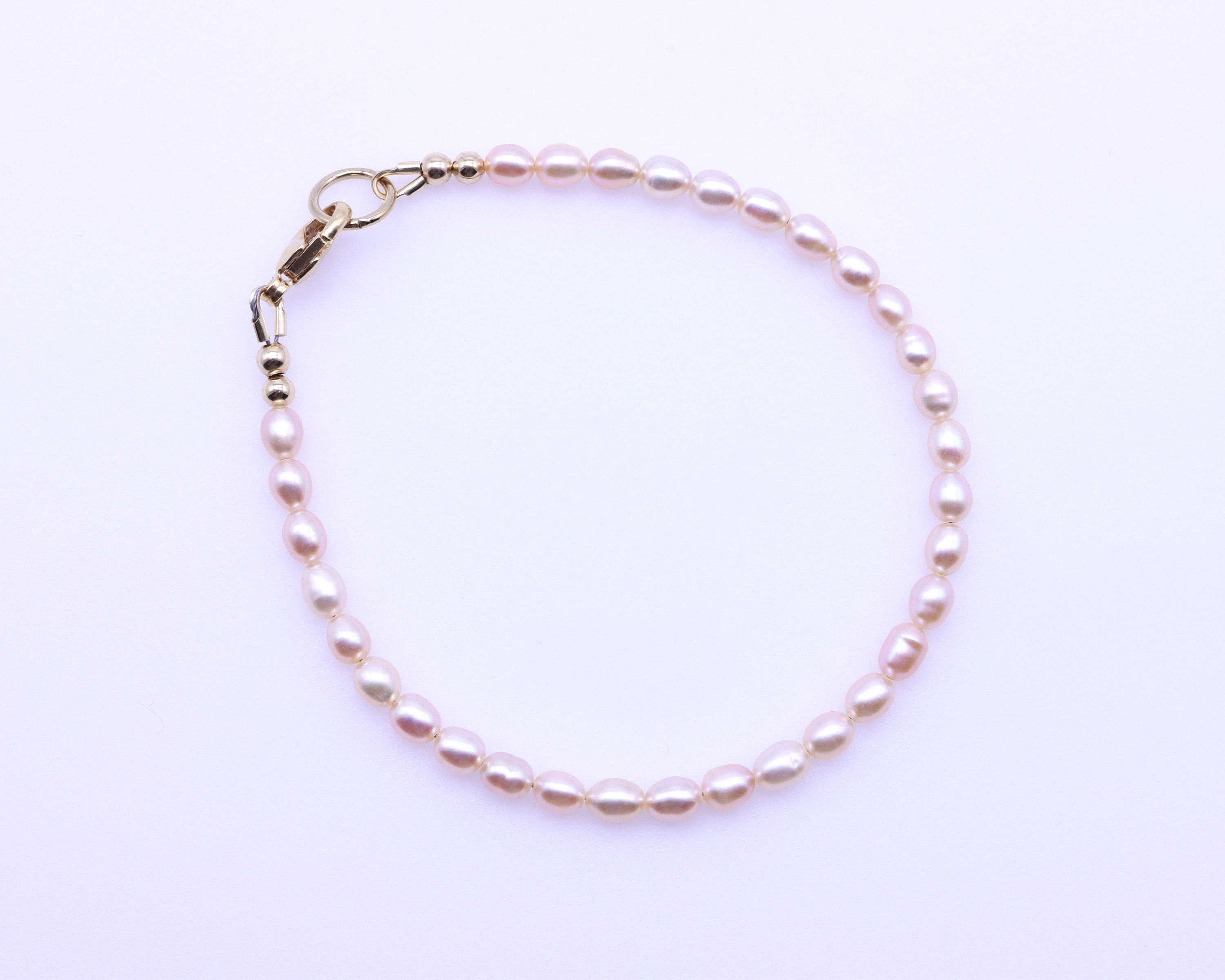 アクセサリー mini rice pearl bracelet Zoë Chicco 14k Gold Bead & Rice Pearl Triple Wrap