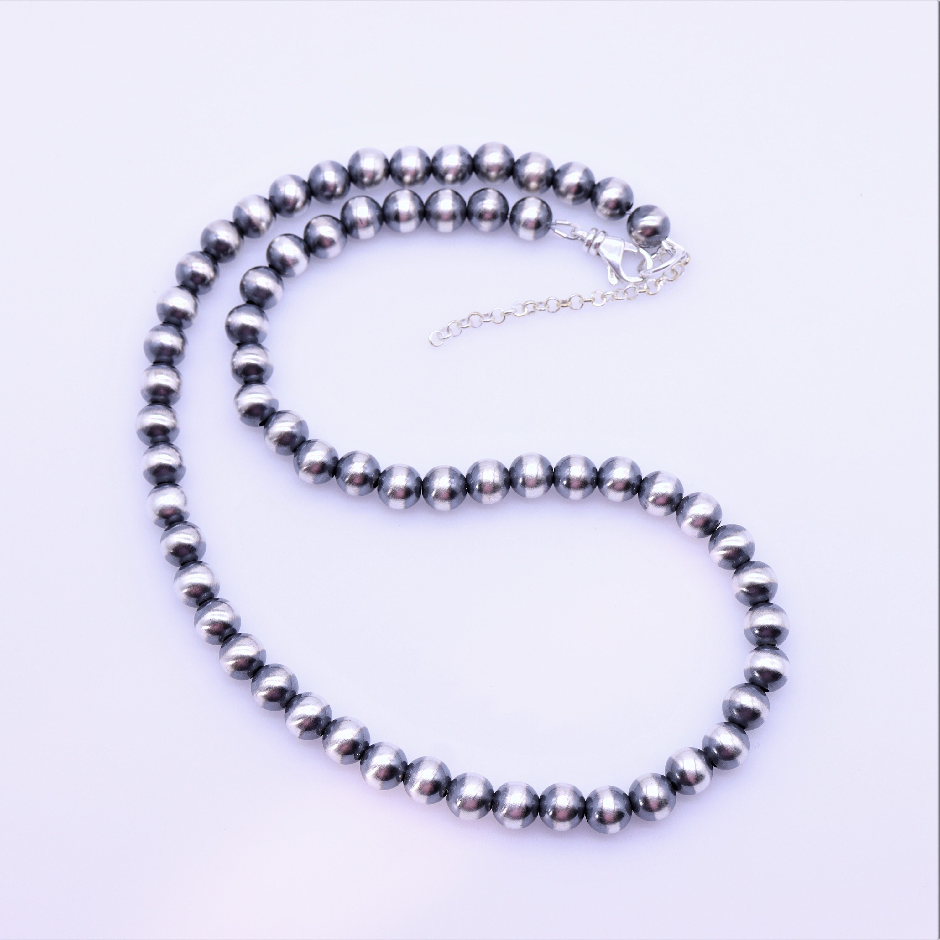 8 mm ナバホ パール ネックレス、.925 スターリング シルバー