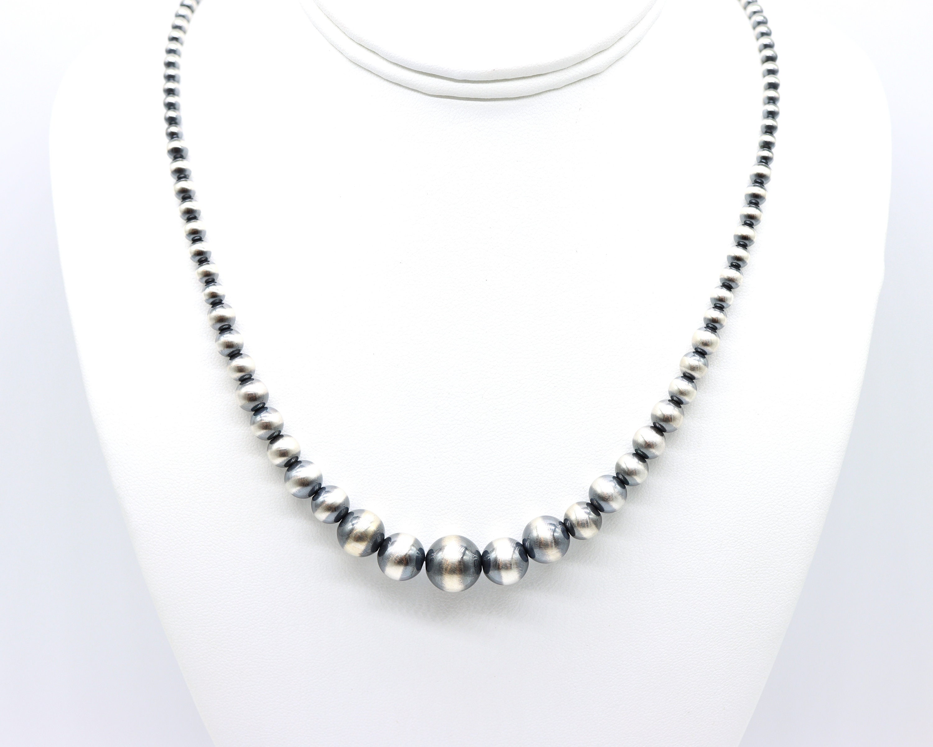 グラデーションスターリングシルバーナバホパールネックレス | 4mm