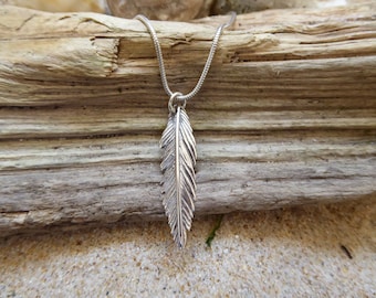 Halskette Feder Necklace Feather Indianer Western Schmuck Anhänger 