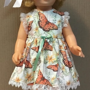 Voici une tenue complète pour Chatty Cathy