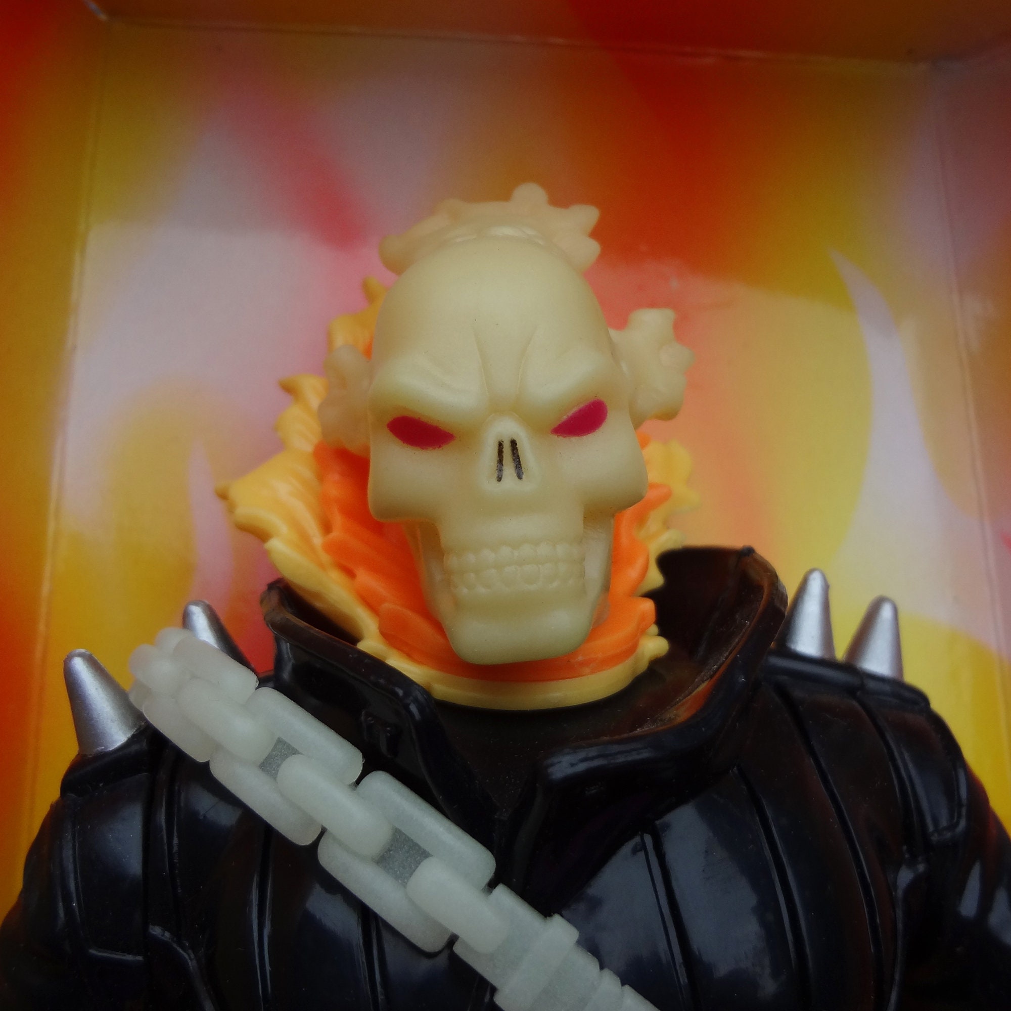 Ghost Rider Deluxe Edition 10 Inch Flame Glow Details