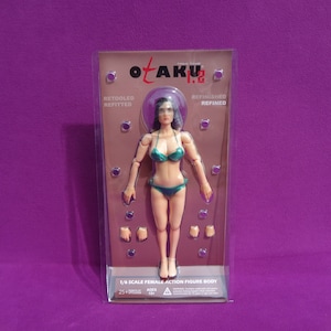 Otaku Female Action Figure Resin Figure 25 Articulation
