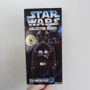 The Fighter Pilot Star Wars Collector Series Fully Poseable Action Figure *Galactic Empire * Kenner * 1996 * Authentically Styled * NRFB