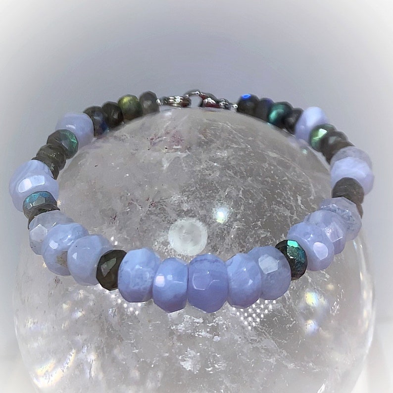 Blue Lace Agate & Labradorite Bracelet image 3