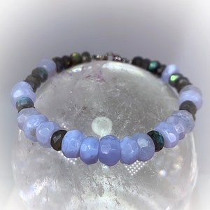 Blue Lace Agate & Labradorite Bracelet image 2