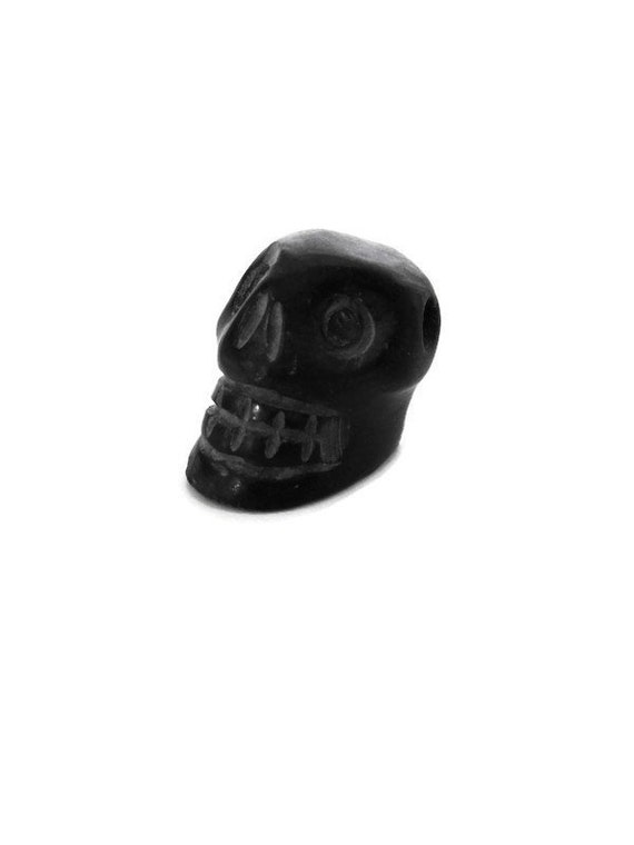 Vintage Hand Carved Black Soapstone Skull Pendant 