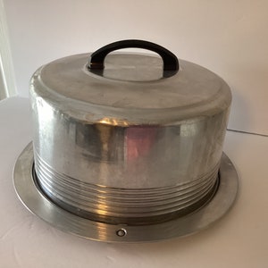 Vintage cake plate