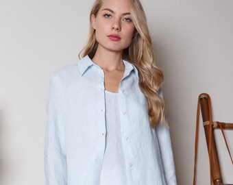 Chemise supérieure en lin bleu clair / Chemise boutonnée en lin bleu / Chemisier en lin pour femmes