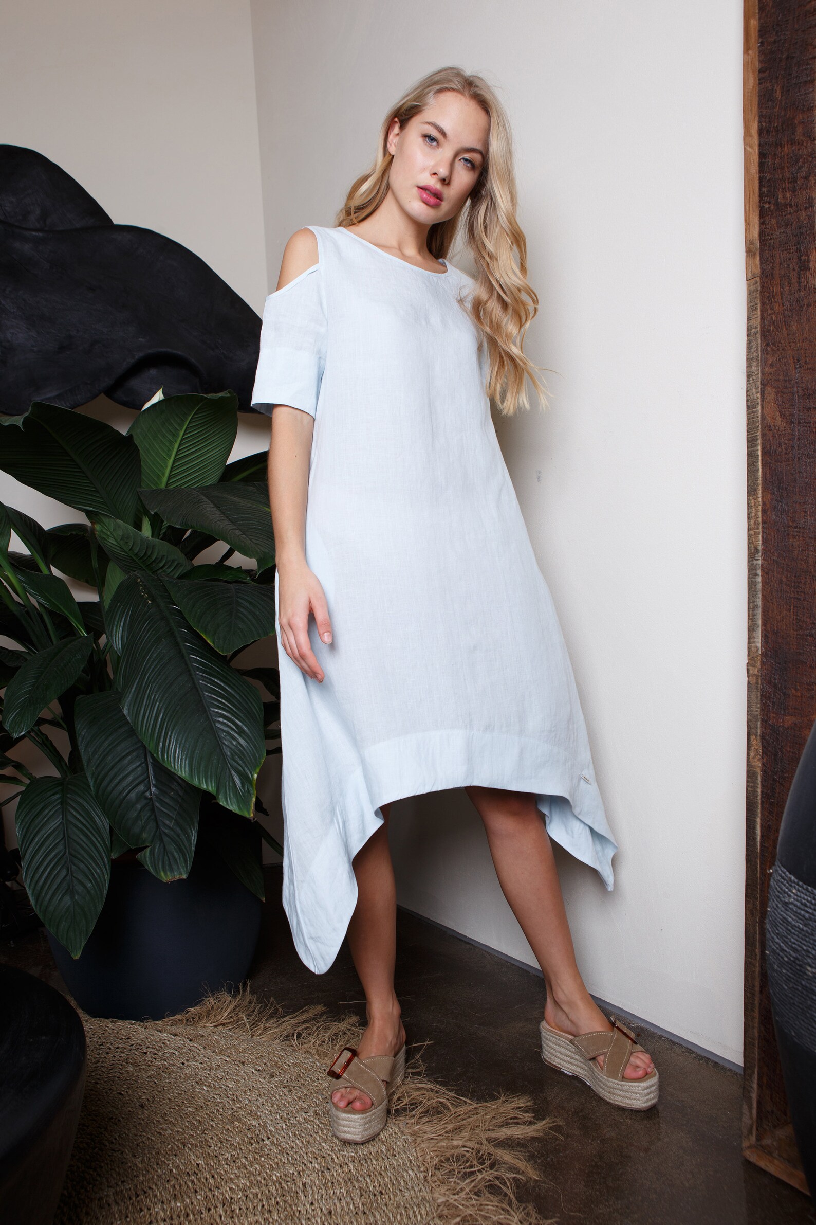 edikted dresses Deborah Ruched Mini Dress – Size:Youth 4 RD-10.09.25 Distressed Denim Print Mini