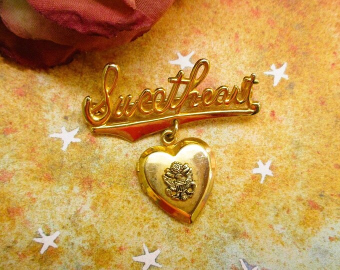 WWII US Army Gold Sweetheart Locket Pin ~ Vintage 1940s Gold Plate Home ...