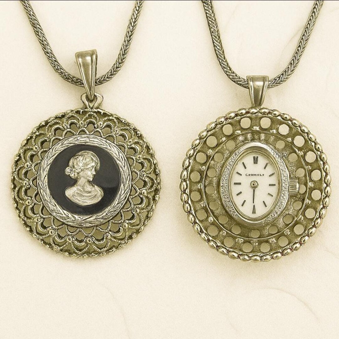 Vintage CARAVELLE BULOVA Watch Necklace: Whiting & Davis  display picture 2