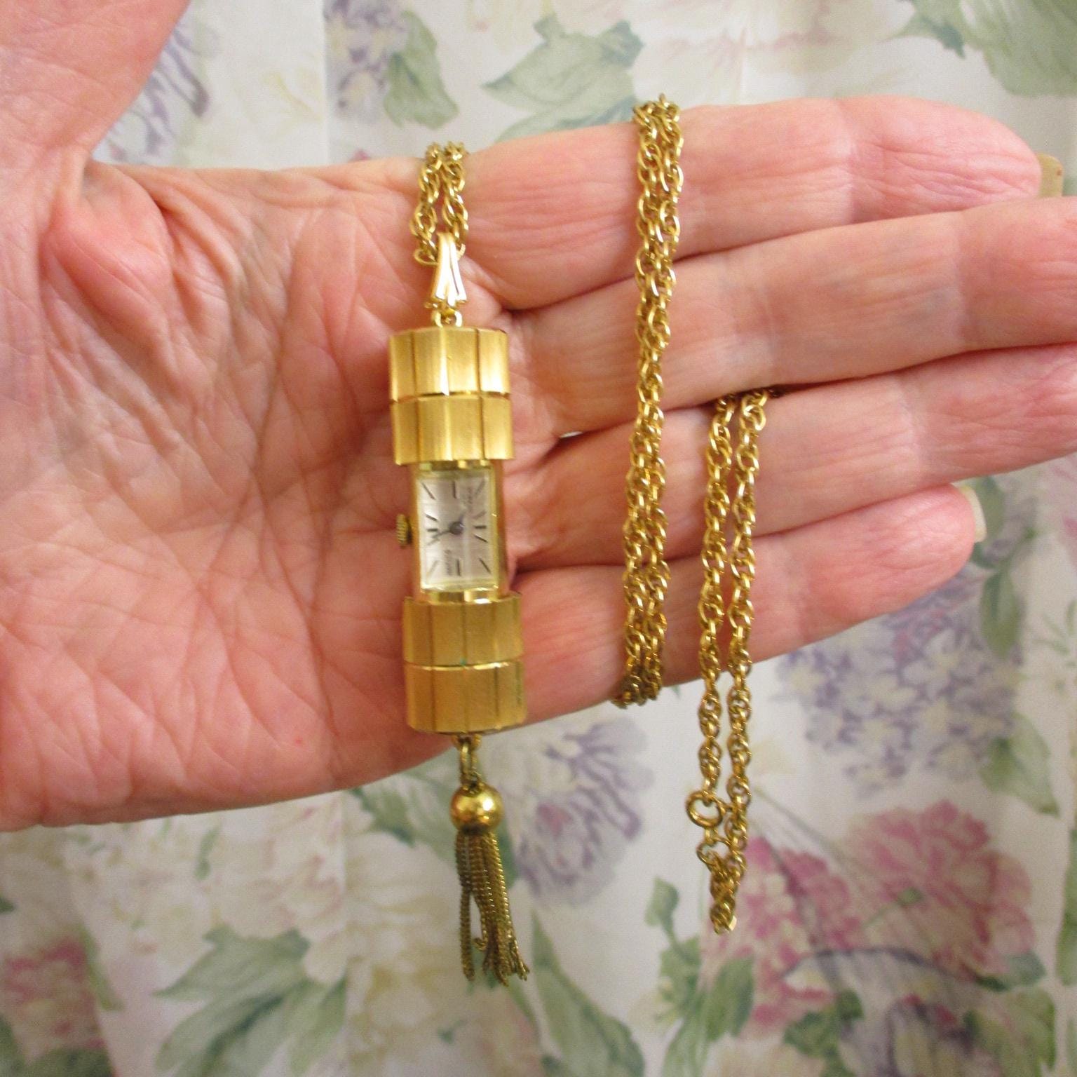 Vintage NATICO Gold Cylinder Slide Pendant Watch Necklace  display picture 2