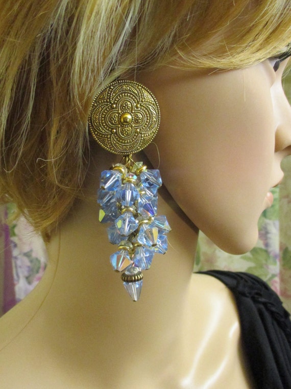 Blue AB Crystal Bead Drop Earrings VINTAGE ~ Stat… - image 2