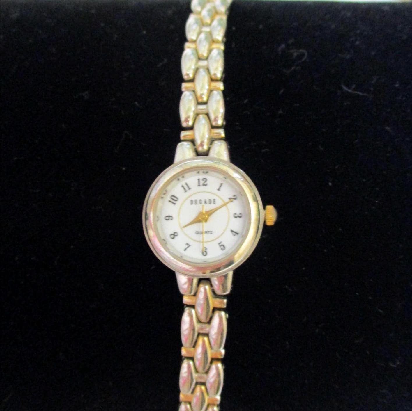 Decade Wrist Watch - Etsy display picture 2
