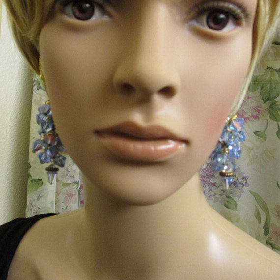 Blue AB Crystal Bead Drop Earrings VINTAGE ~ Stat… - image 3