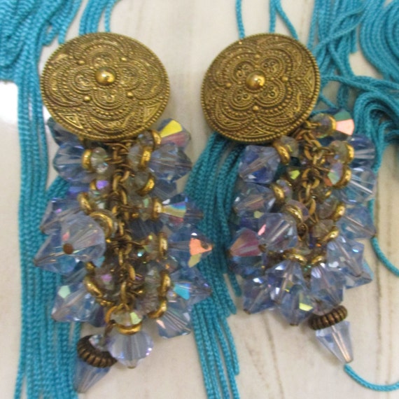 Blue AB Crystal Bead Drop Earrings VINTAGE ~ Stat… - image 7