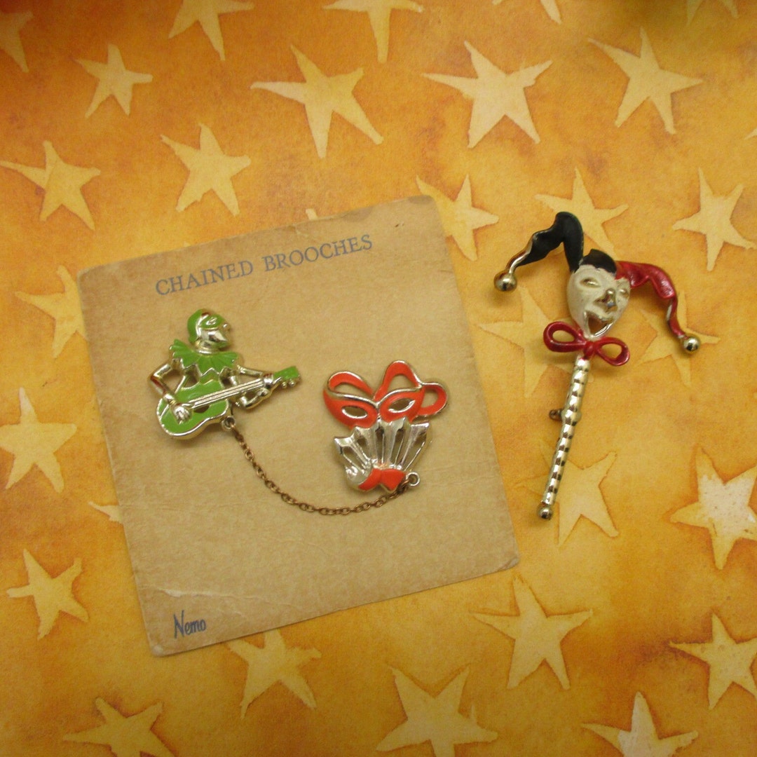 mardi gras pins