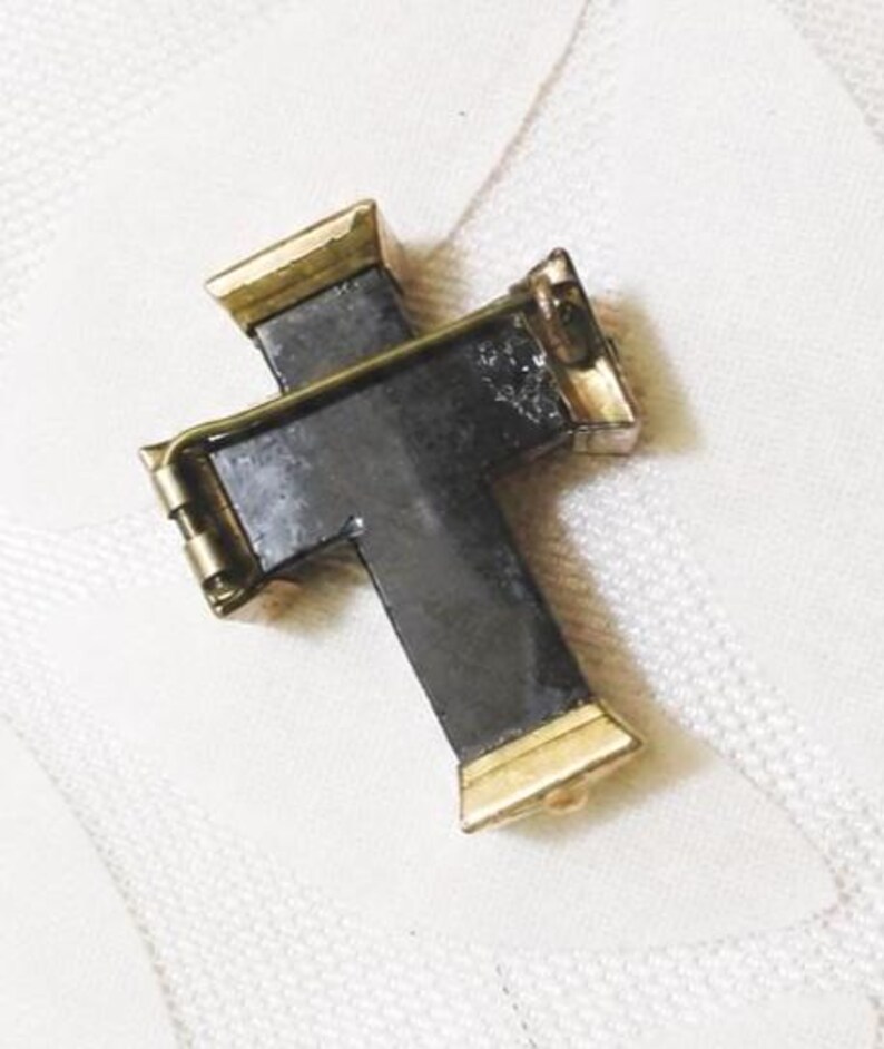 Broche victoriano francés de cruz de azabache para duelo ~ Joyería antigua de cristal negro chapada en oro de 10 quilates ~ Broche de cruz Memento Mori del siglo XIX imagen 13