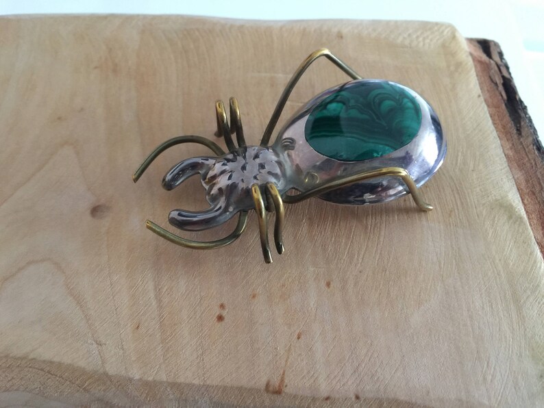 3D Spider Brooch 925 Silver with Natural Patina and Green Stone Vintage Silver Brooch